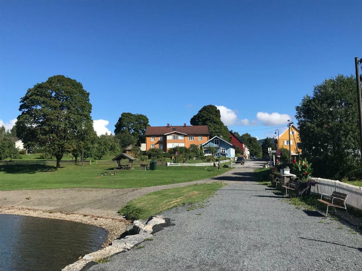 Charming Lakeside House With Sauna Lillehammer Ngoại thất bức ảnh