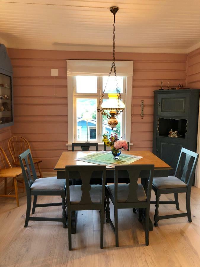 Charming Lakeside House With Sauna Lillehammer Ngoại thất bức ảnh